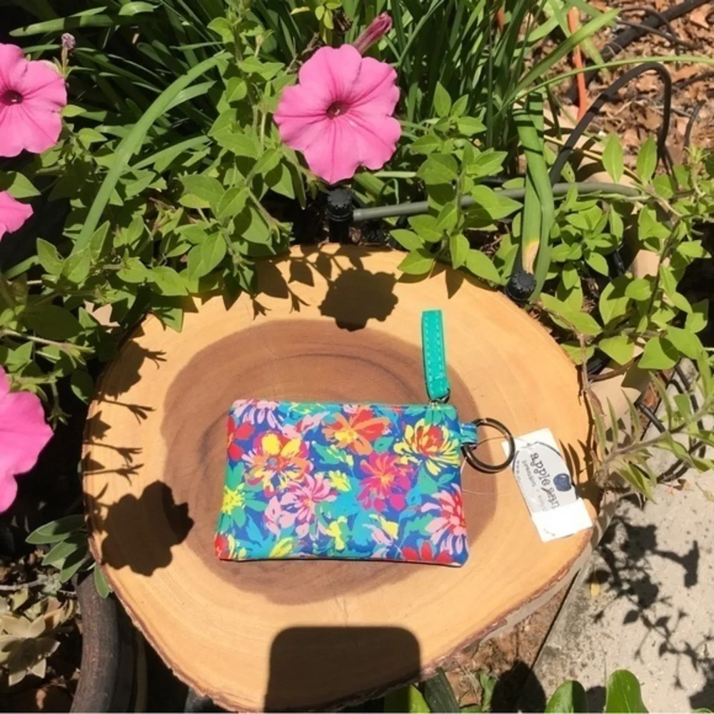 NWT Vibrant Lilly Pulitzer style Tropical Floral ID Card‎ Case Holder & Key Ring